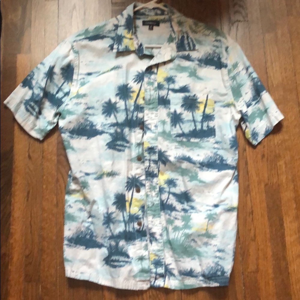 Hawaiian dad shirt